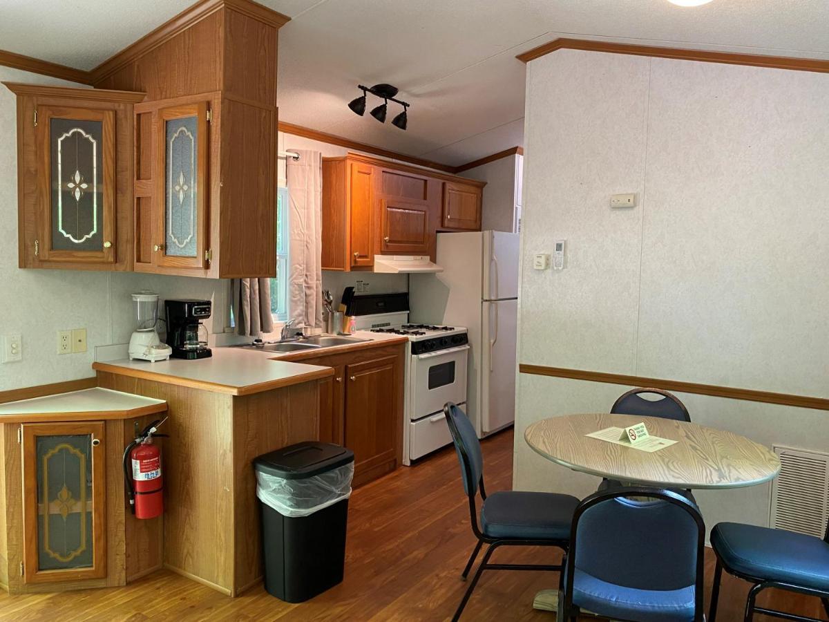The Vintage Rv'S At Wilderness Presidential Camp Resort By Tripforth Spotsylvania Extérieur photo