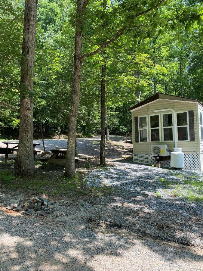 The Vintage Rv'S At Wilderness Presidential Camp Resort By Tripforth Spotsylvania Extérieur photo